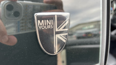 MINI Hatchback 2.0 Cooper S Exclusive 3dr Auto Petrol Hatchback